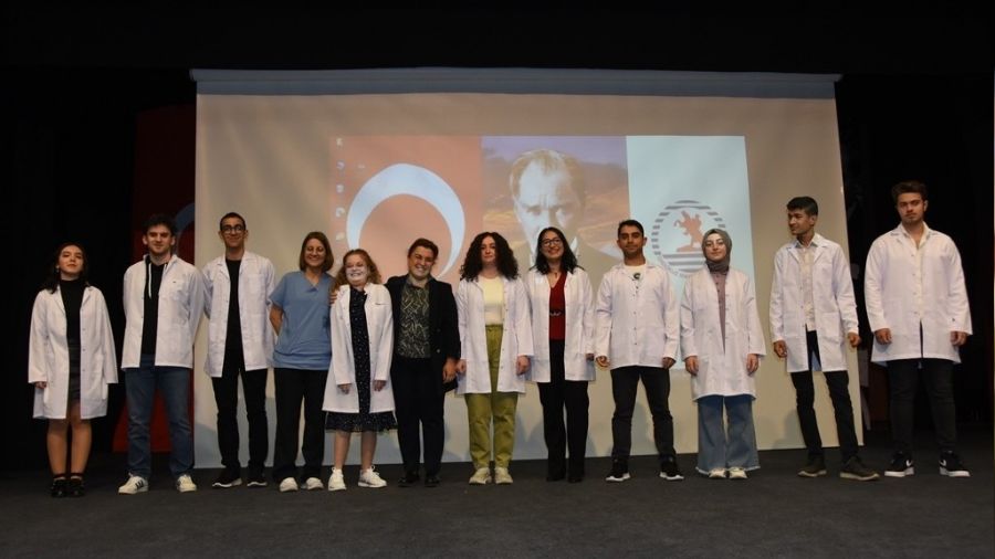 Samsun’da yeni tıbbiyeliler önlük giydi