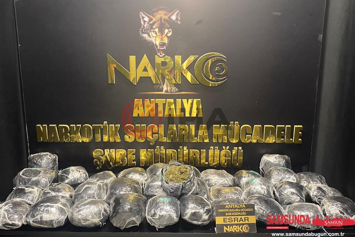 Antalya’da 26 kilo 505 gram uyuşturucu madde ele geçirildi