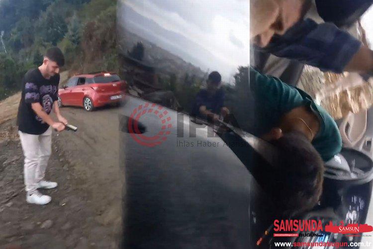 Arkadaşlarının bulunduğu otomobile defalarca ateş etti