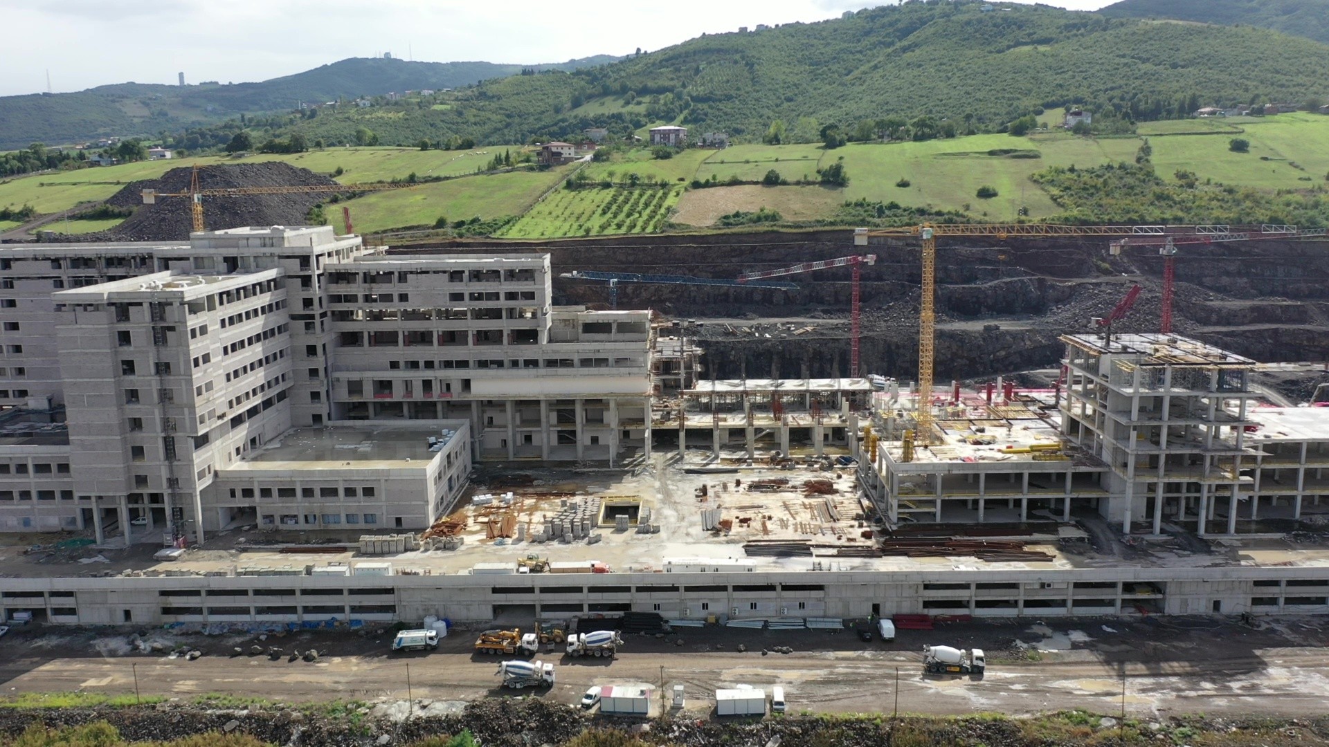 Samsun Şehir Hastanesi’nin kaba inşaatı yüzde 75 tamamlandı