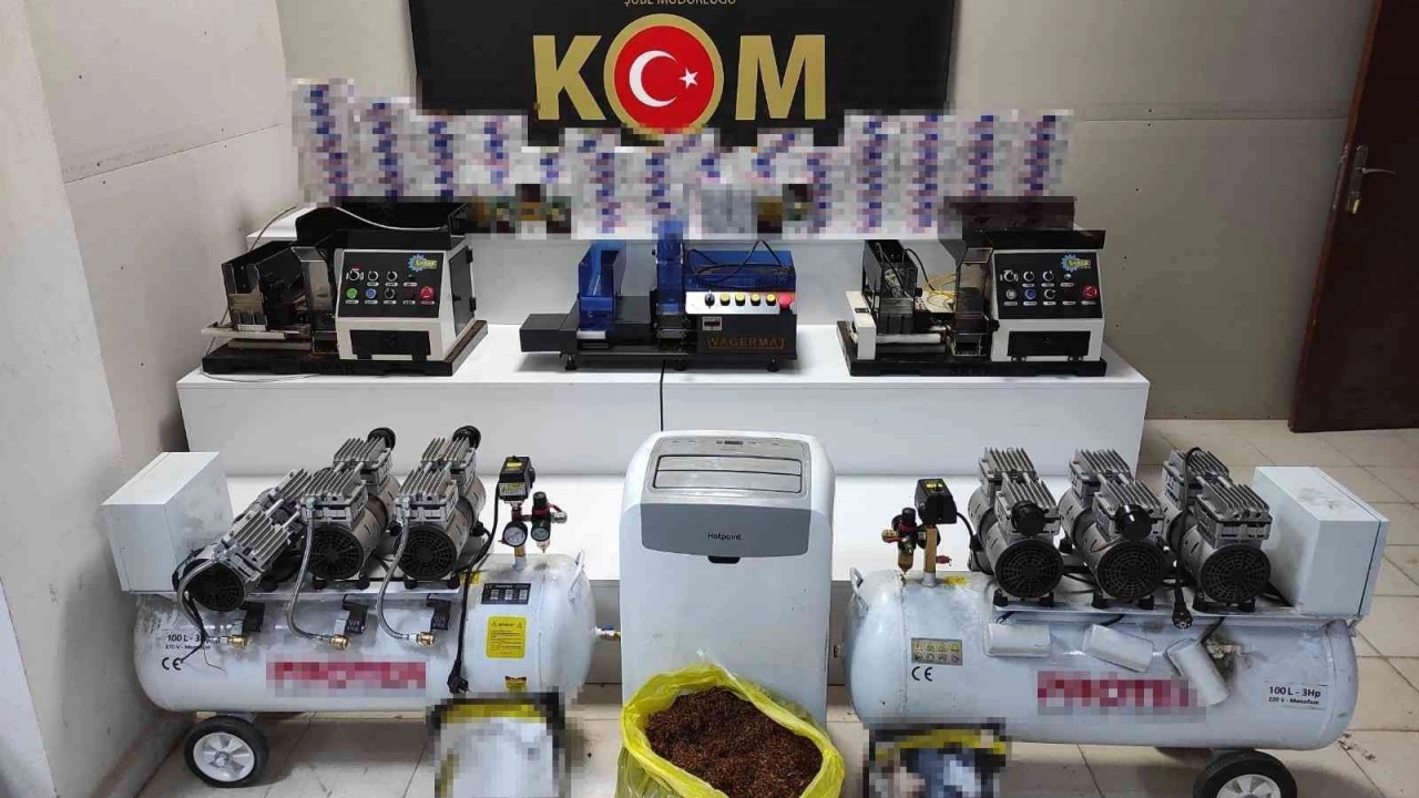 Samsun’da otomatik sigara sarma makineleri ve 20 bin makaron ele geçirildi