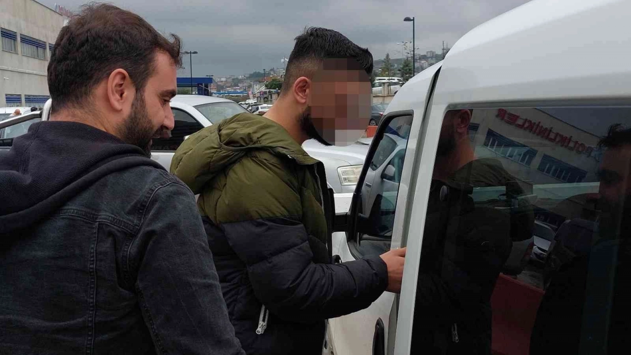 Samsun’da gasp olayına karışan 2 kişiye gözaltı