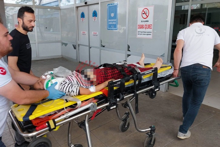 Samsun’da traktör devrildi: 5 yaralı