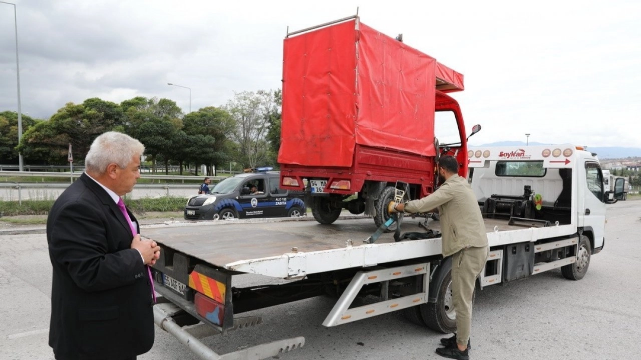 İlkadım’da yetkisiz atık toplayan çekçekçilere geçit yok