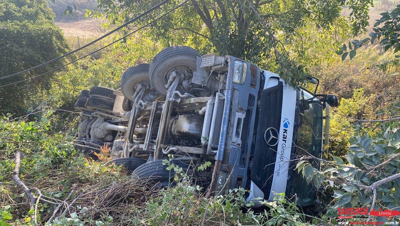 Kocaeli’de beton mikseri devrildi