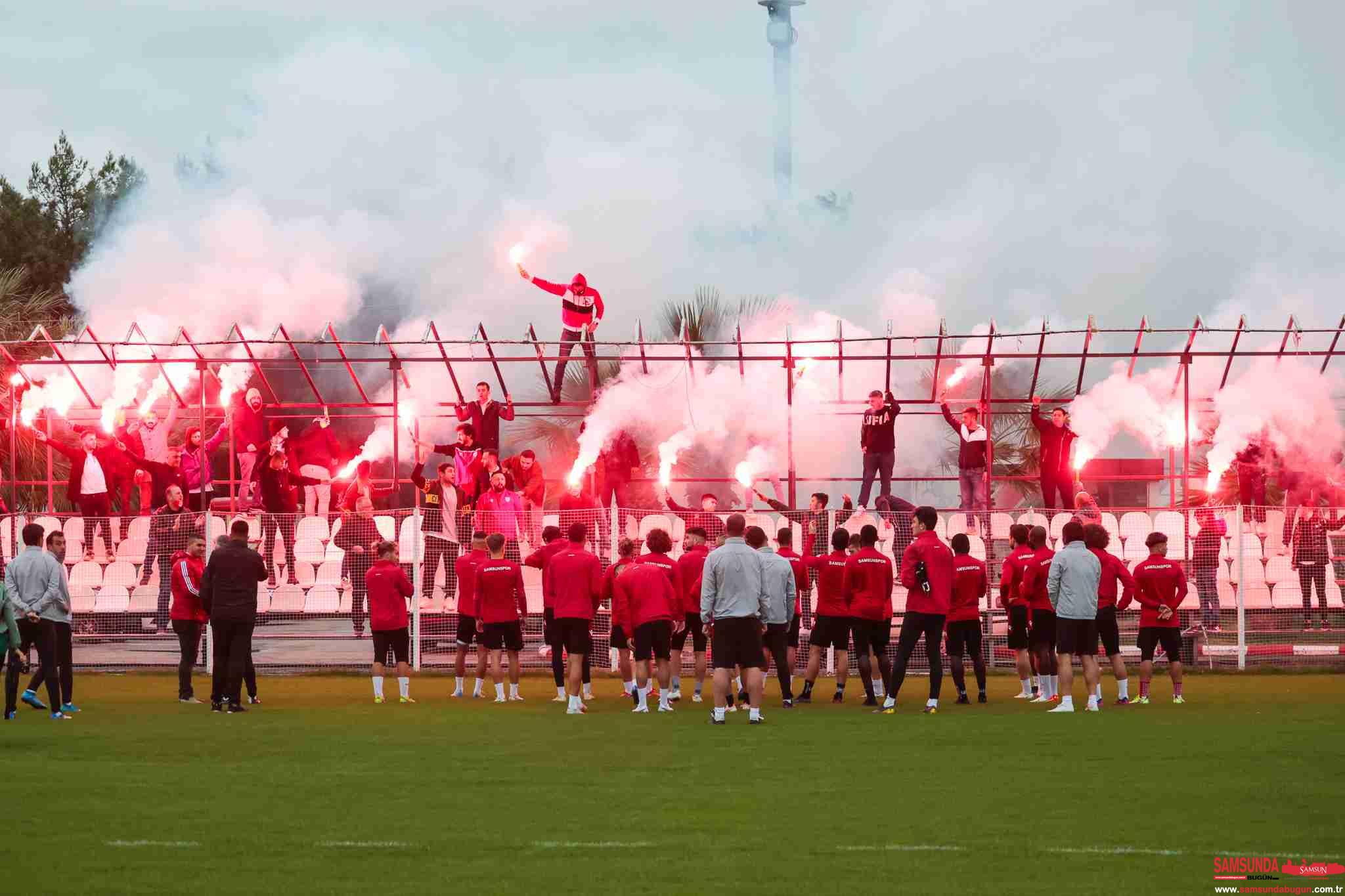 Şimşekler 20’inci Yaşını Kutladı