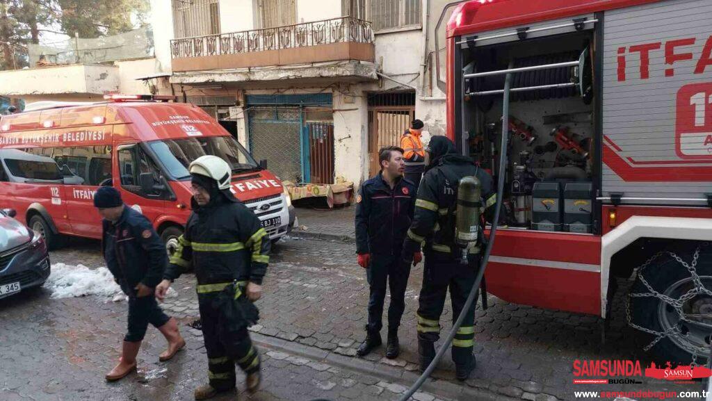 Gasp Edildiğini İddia Eden Şahıs Evini Ateşe Verdi